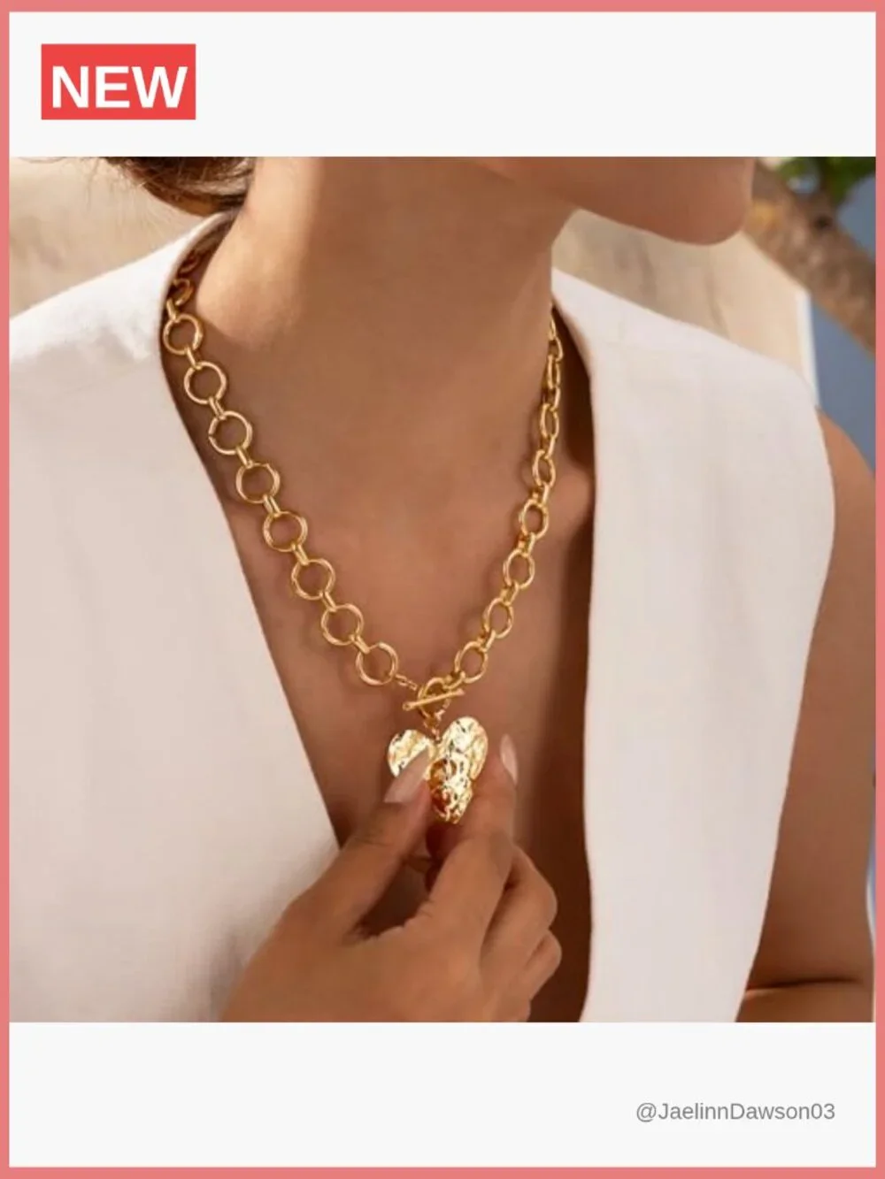 Chunky Gold Heart Pendant Necklace with Toggle Clasp
